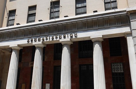 Foreign investors increased exposure in Greek market during December