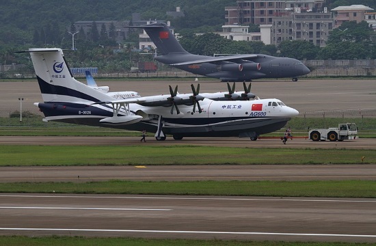 World’s largest amphibious plane AG600 maiden flight executed in China