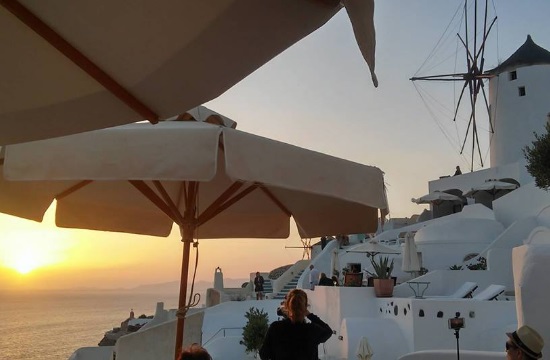 Γυρίσματα στη Σαντορίνη για την ιταλική τηλεόραση