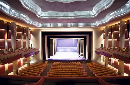 Pallas Theater in central Athens now caters to non-Greek speakers