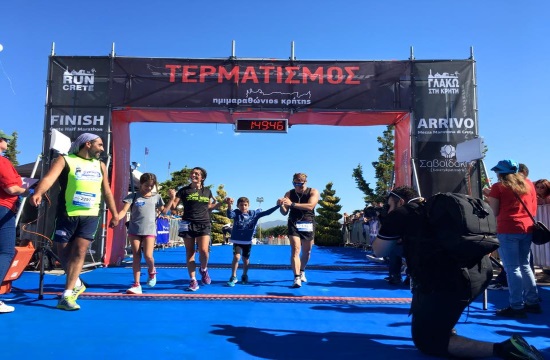 Australian runner wins Crete’s Half Marathon with new record