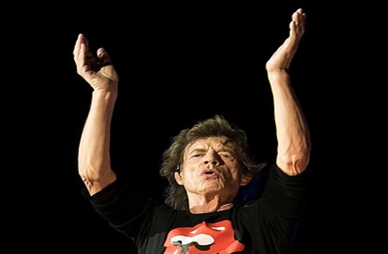 Mick Jagger tours Greek islands of Tinos and Antiparos