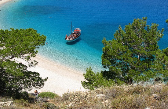 TNH exclusive report: Tom Hanks and Rita Wilson vacation in Karpathos island