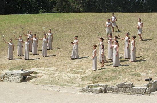 Hollywood star Gerard Butler arrives in Greece to bear the Olympic torch