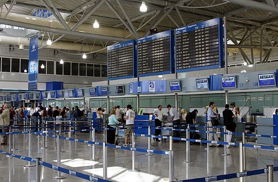 Air passengers and flights at Greek airports break records during 2017