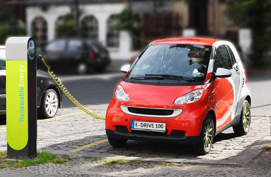 Platform for electric vehicle subsidy opens in Greece on Monday