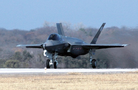 Minister: Greece not considering purchase of stealth aircraft