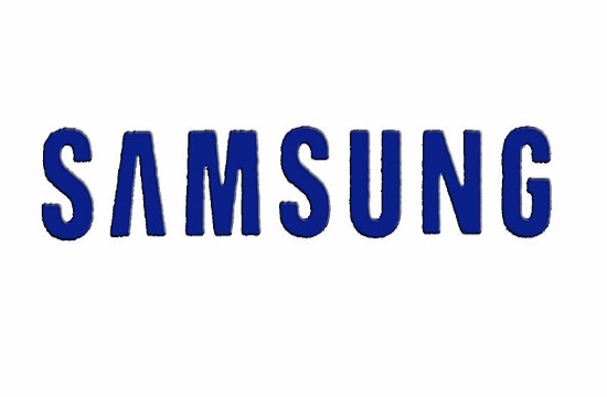 Samsung presents new VR headset powered by Oculus