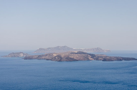 Greek Shipping Minister orders the recovery of Sea Diamond’ in Santorini