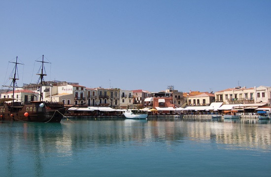 Discover magical Rethymno city on the Greek island of Crete