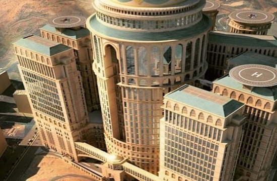 World’s biggest hotel construction delayed