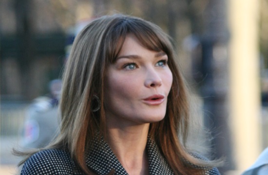 Carla Bruni launches world tour in Athens on October 23-24