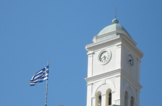 Clocks going back one hour to Standard Time in Greece on Sunday