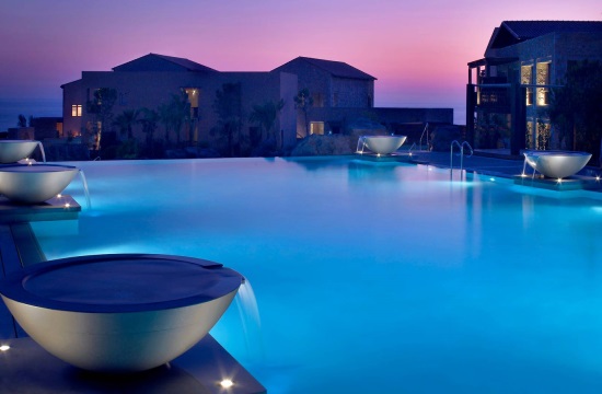 Costa Navarino connects with seven new destinations in Europe
