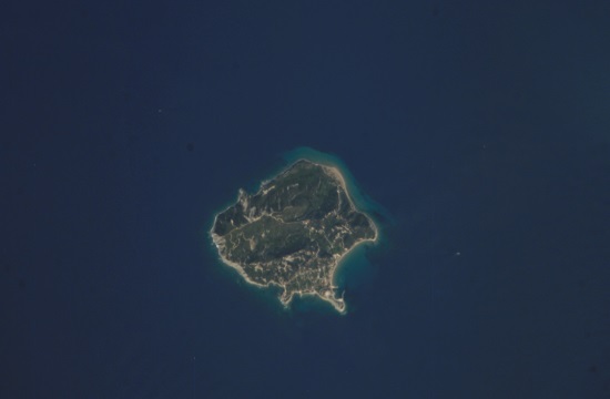 Greek-American author shares WW2 survival story on Greek island of Ereikoussa