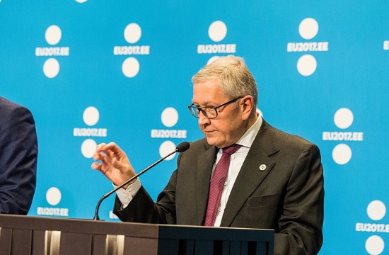 ESM chief downplays banking comparisons between Italy and Greece