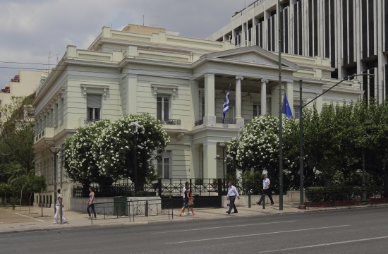 Greek FM to discuss Cyprus talks with UN envoy on Wednesday