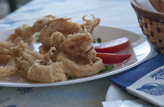 CNN: Greek calamari among best fried foods in the world