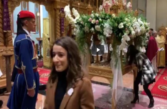 Greek Evzones guard Epitaph during Holy Friday in Adelaide (video)