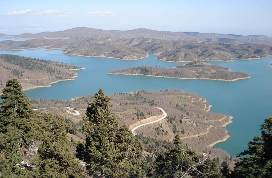 Travel guide: The five most beautiful lakes in Greece