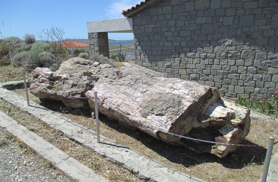 Two Greek regions among 100 best world geological heritage monuments