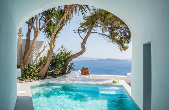 Aria Hotels adds Santorini Pina Caldera Residence to its portfolio