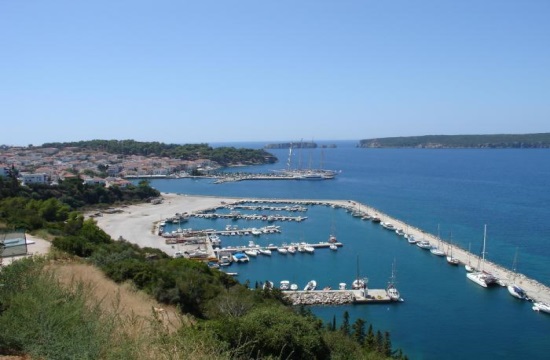 Greece's submerged treasures exhibited at Pylos castle in Messinia