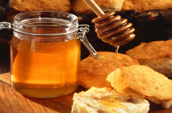 Visit Greece: Local dishes with honey