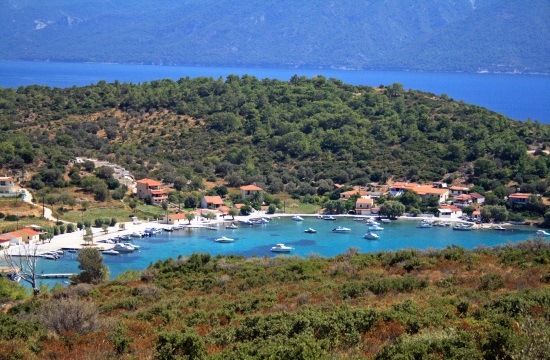 Discover the exceptional eastern Aegean island of Samos