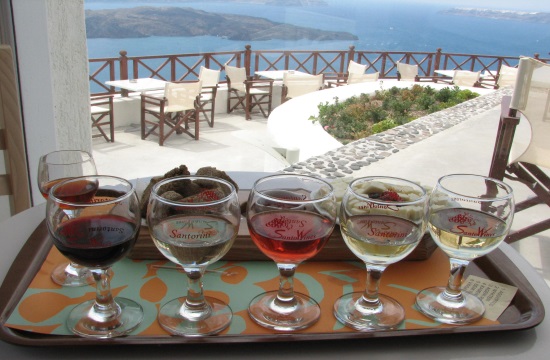 Report: Santorini wines owe exceptional quality to island’s volcano (video)