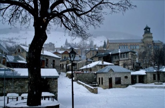 The wonders of Greece: Snow during springtime