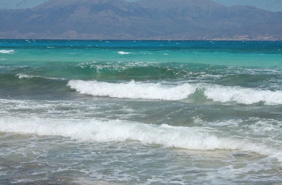 Extreme weather phenomena in Greek island of Crete (videos)