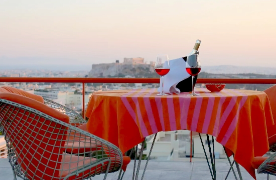 5,000 homes in Athens rented through Airbnb in October - up by 400% since 2013