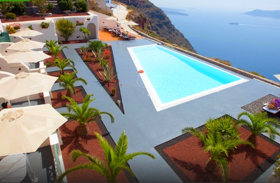 Santorini Hotel in 2017 TripAdvisor 's “Hall of Fame” list