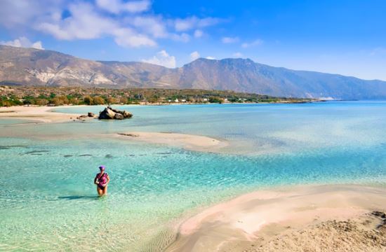 Two pink beaches in Crete among top-10 in the world