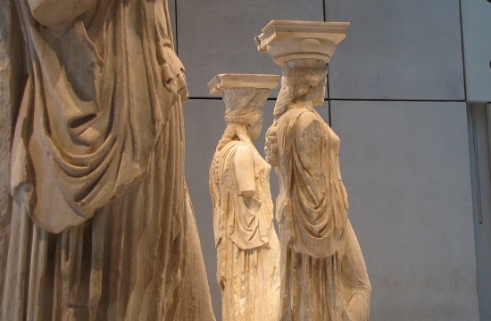 Greek Culture Minister: 'Natural place' of Parthenon Marbles is the Acropolis Museum