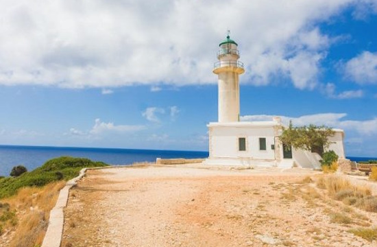 Lixouri: Green light for long-term lease tender for the Legata tourist boat anchorage