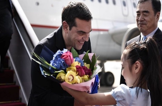 Greek delegation led by Prime Minister lands in China (photos+video)