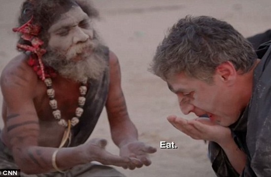 CNN presenter eats human brain while filming Hindu cannibals (videos)