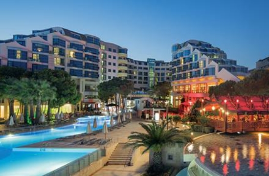 Dozens of Greek hotels compete in 18 categories at World Travel Awards 2016
