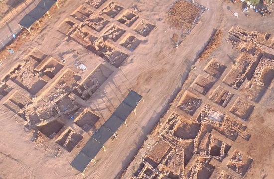 Archaeologists: Unknown monumental palace rewrites ancient Greek history