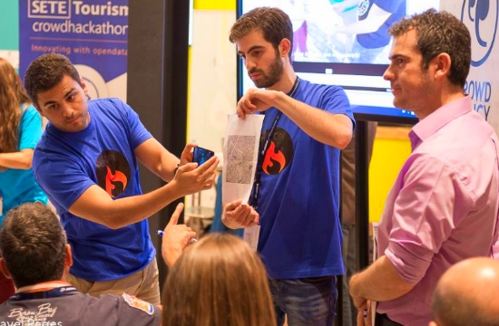 The three winners of ‘SETE Tourism Crowdhackathon’