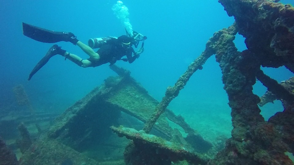 Expert travel report: The seven best scuba diving spots in Greece