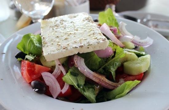 Weekly magazine campaign for ‘Greek Salad Movement’