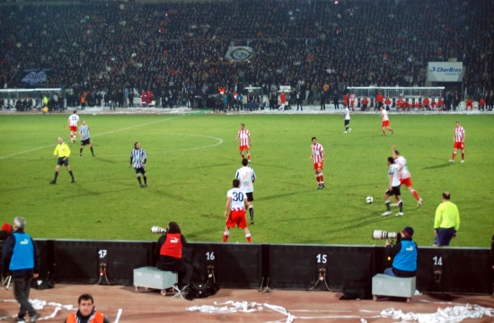 Olympiakos team win football derby against PAOK 2-1 (videos)