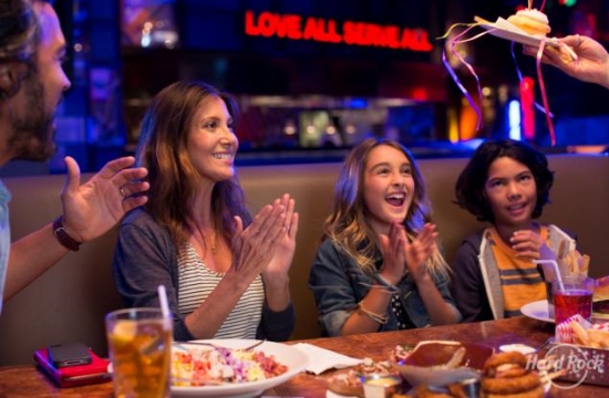 Hard Rock Cafe Athens: Children's activities with rock music on Sundays