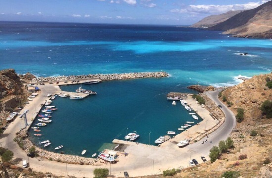 The legend of Chora Sfakion in Crete and the songs of the cicadas