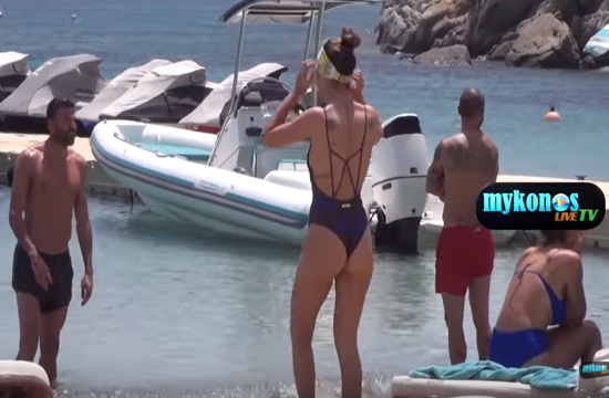 Juventus players in Greek island of Mykonos relaxing (video)