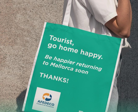 Mallorca: Day of smiles and hospitality for tourists