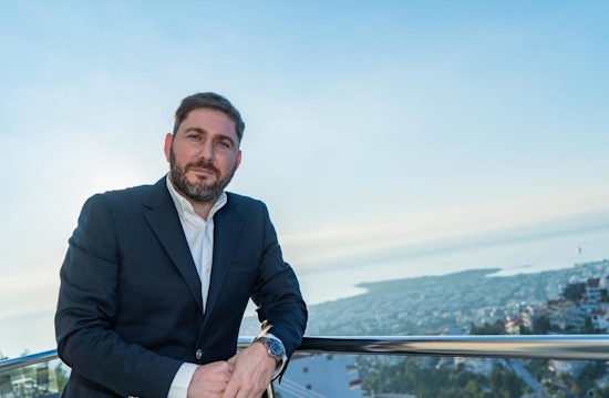Greece's big "bet": Connecting renewable sources with maritime transport